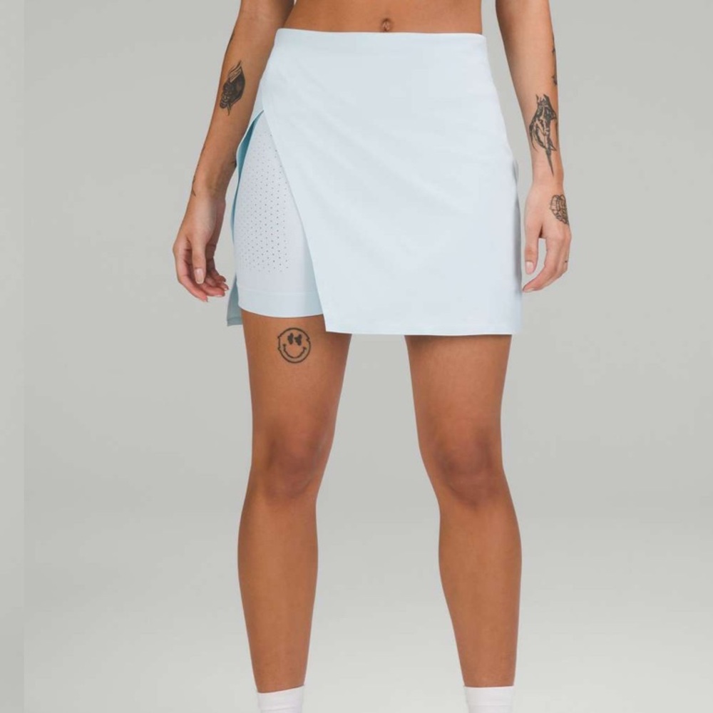 Lululemon Super-High-Rise Side-Slit Tennis Skirt
Powder Blue